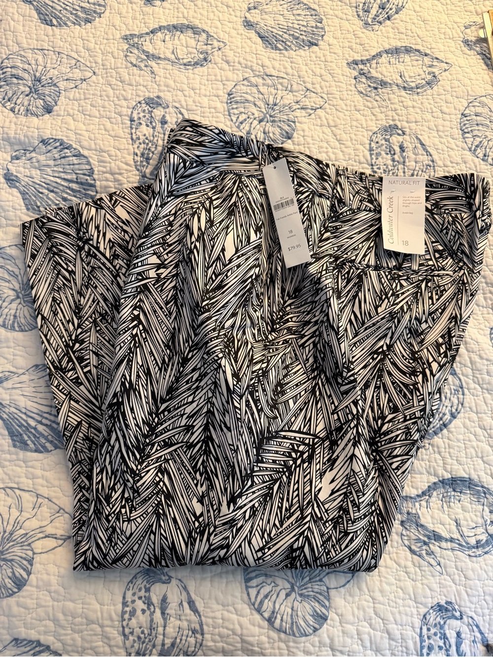Coldwater Creek NWT Black & White Leaf-Print Pants SZ 18